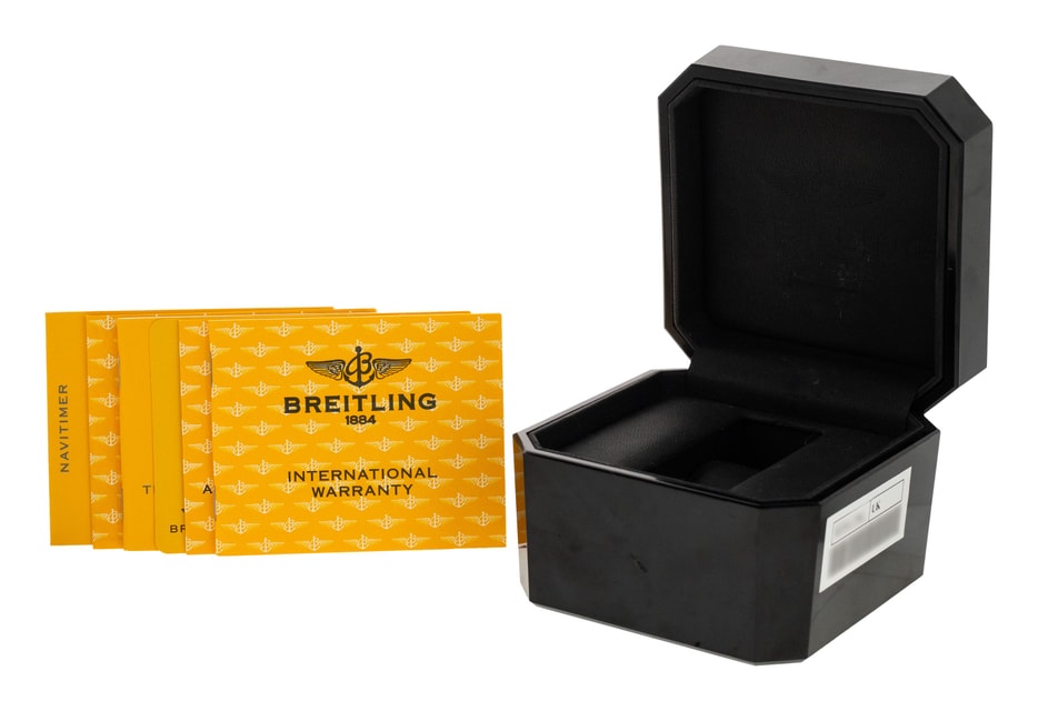 Breitling Navitimer A23322 Image 4